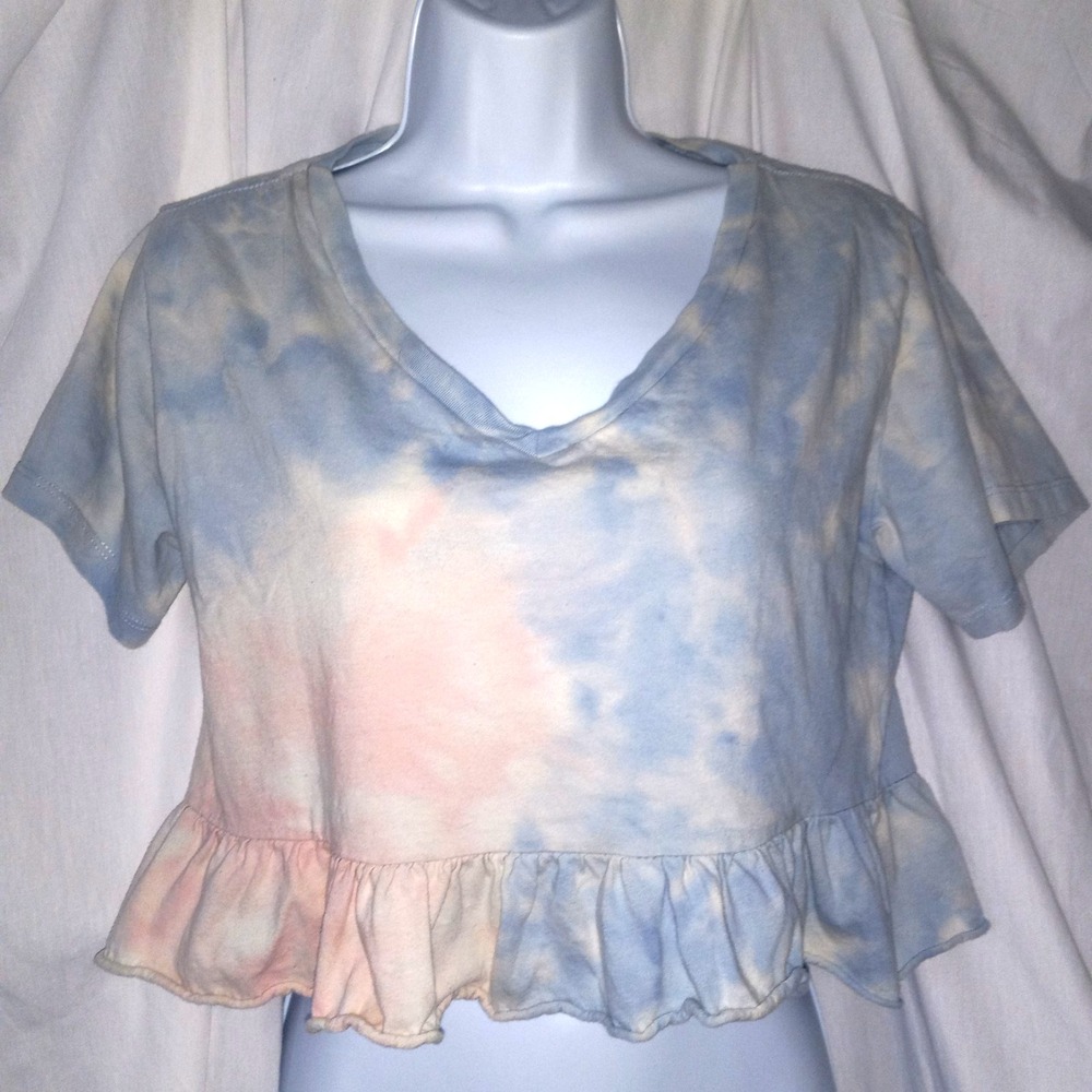 Wild Fable Tie Dye V-Neck Cropped Ruffled Tee T-Shirt Short Sleeve Women's XS